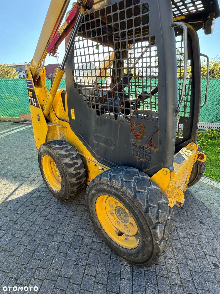 Komatsu SK714 - 7