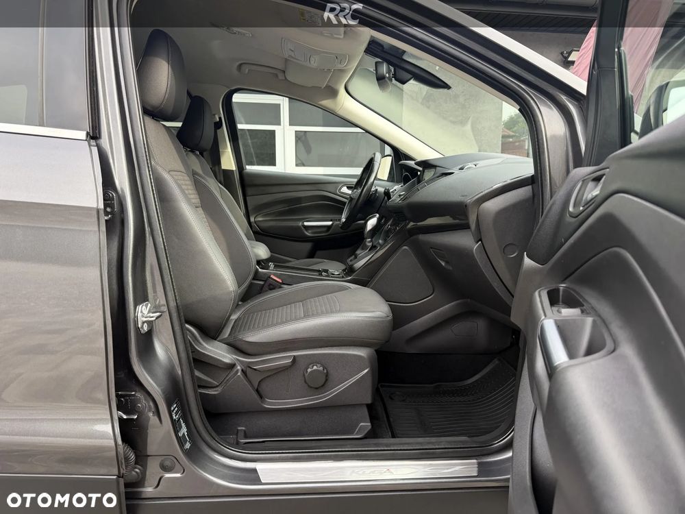 Ford Kuga 2.0 TDCi 4WD Titanium PowerShift - 26