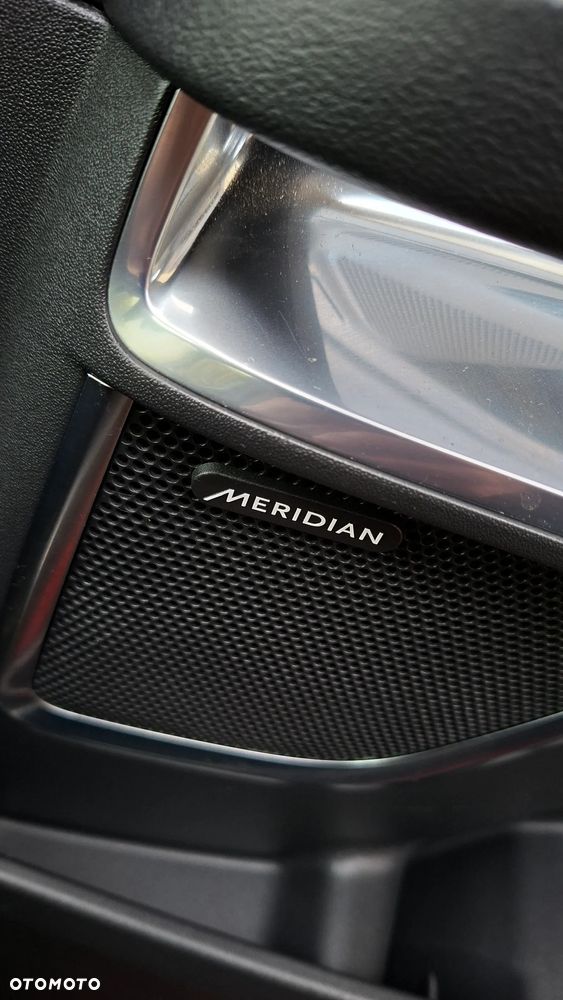 Jaguar E-Pace D150 AWD R-Dynamic S - 36