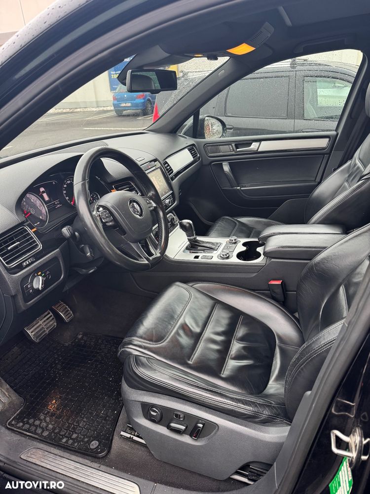 Volkswagen Touareg - 17
