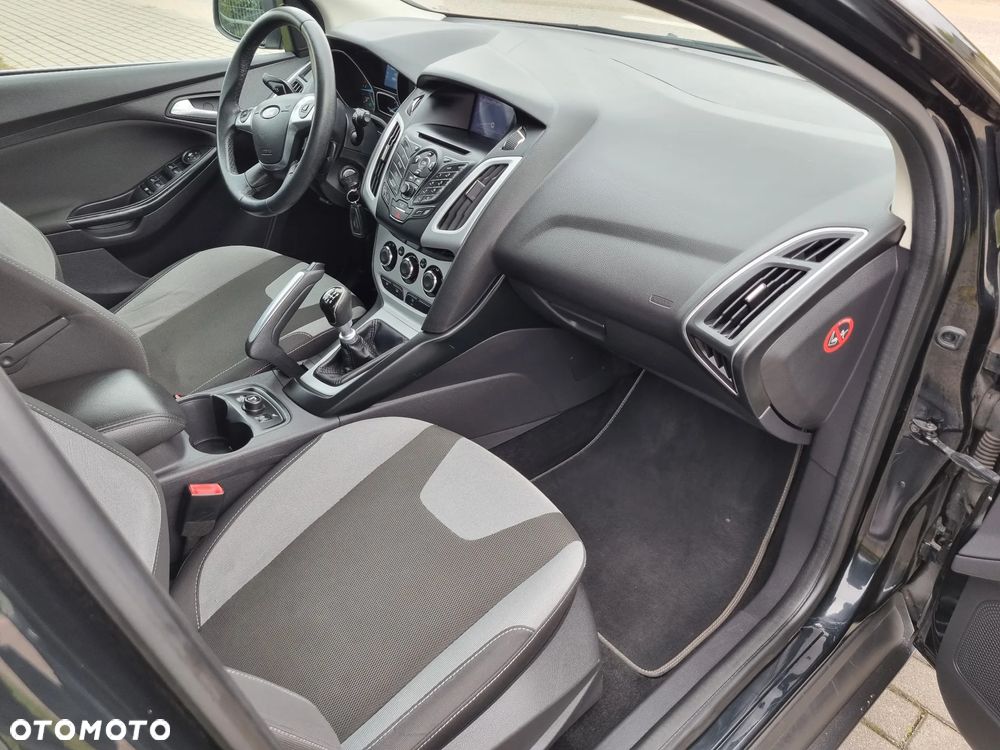 Ford Focus 1.6 TDCi DPF Champions Edition - 15