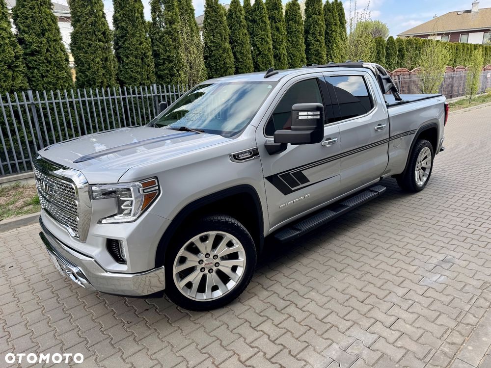 GMC Sierra - 40