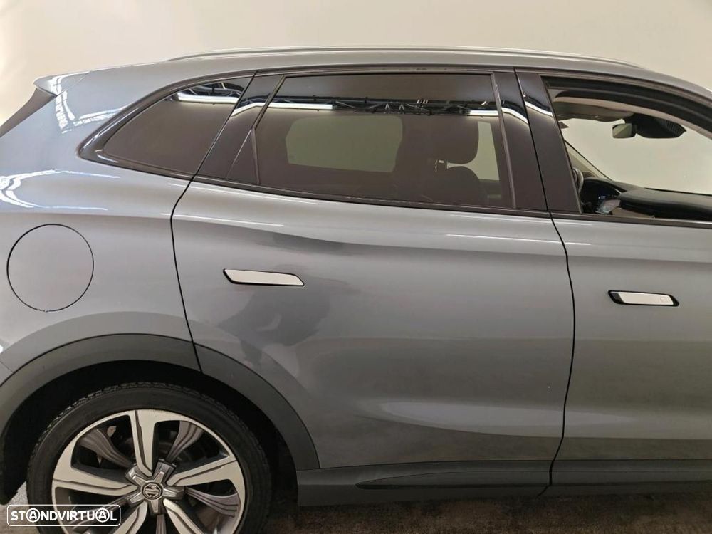 MG Marvel R 70 kWh AWD Performance - 11