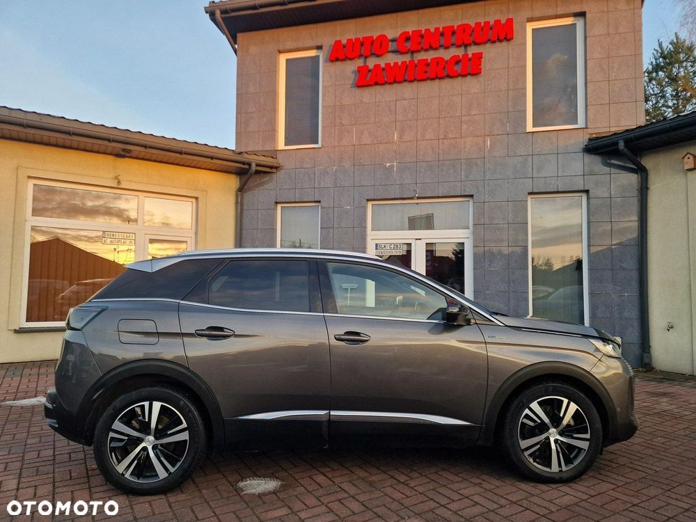 Peugeot 3008 1.6 PureTech HYbrid GT Line S&S EAT8 - 14