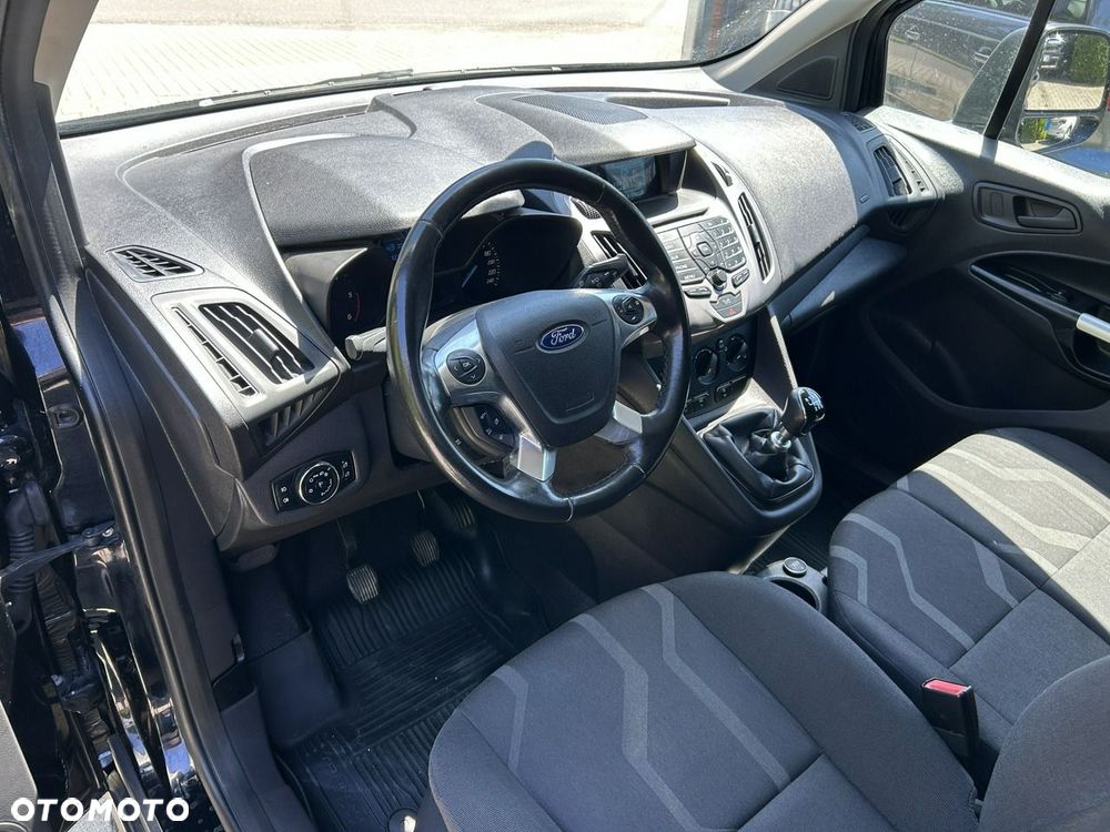 Ford Transit Connect - 19