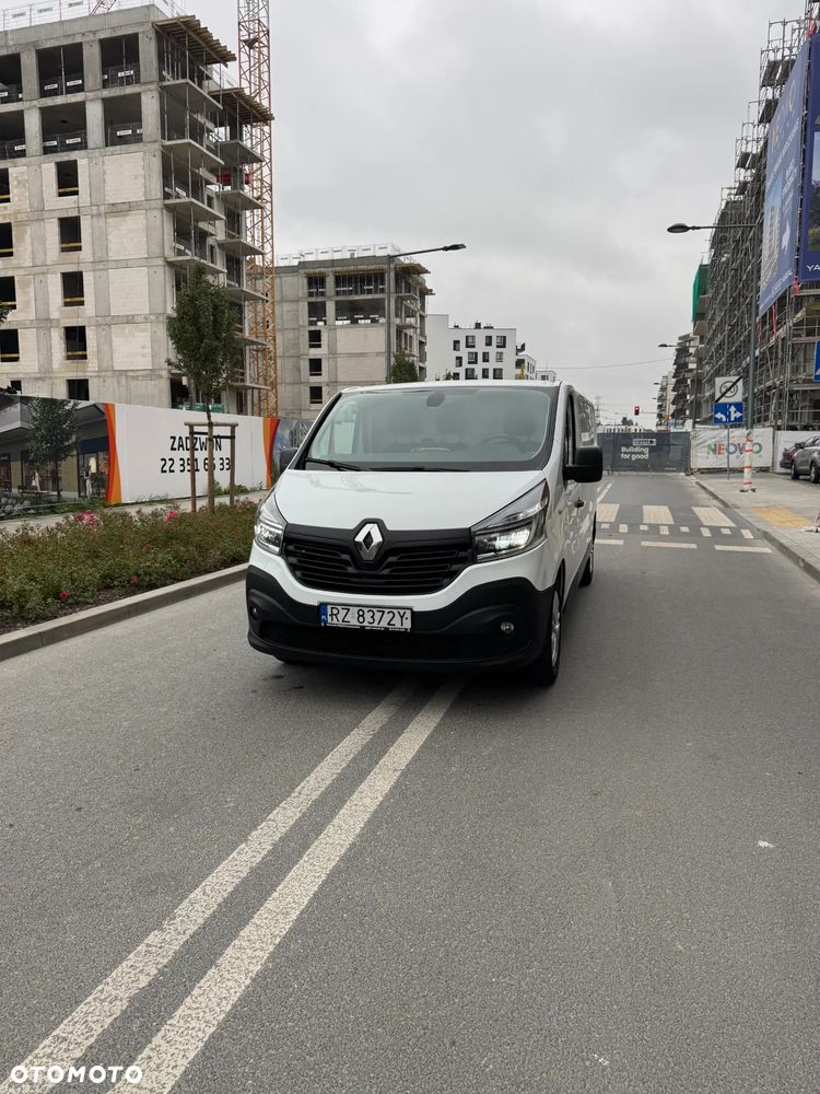 Renault Trafic - 12