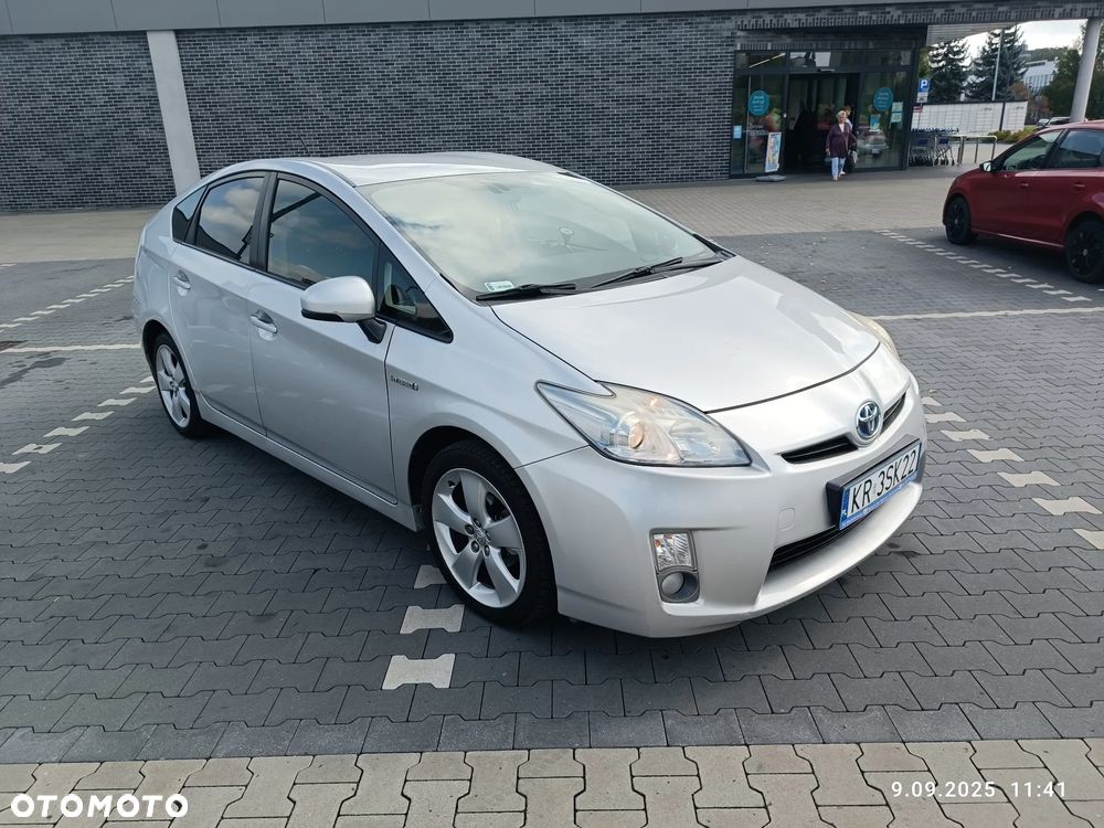 Toyota Prius - 3