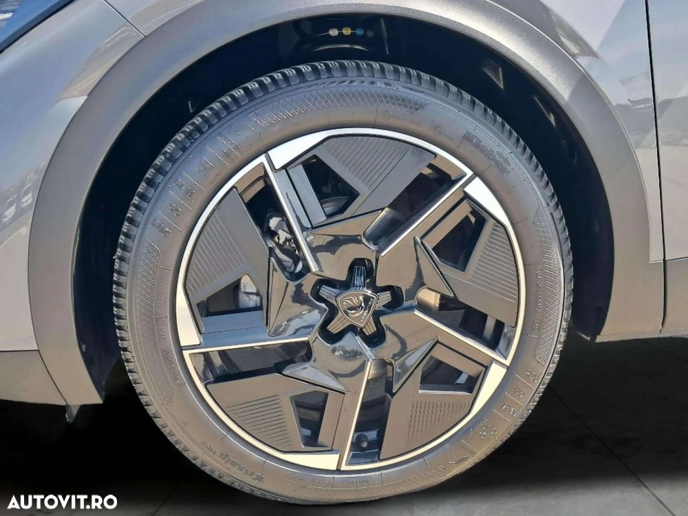 Peugeot 308 1.2L 136 e-DCS6 MHEV GT - 17