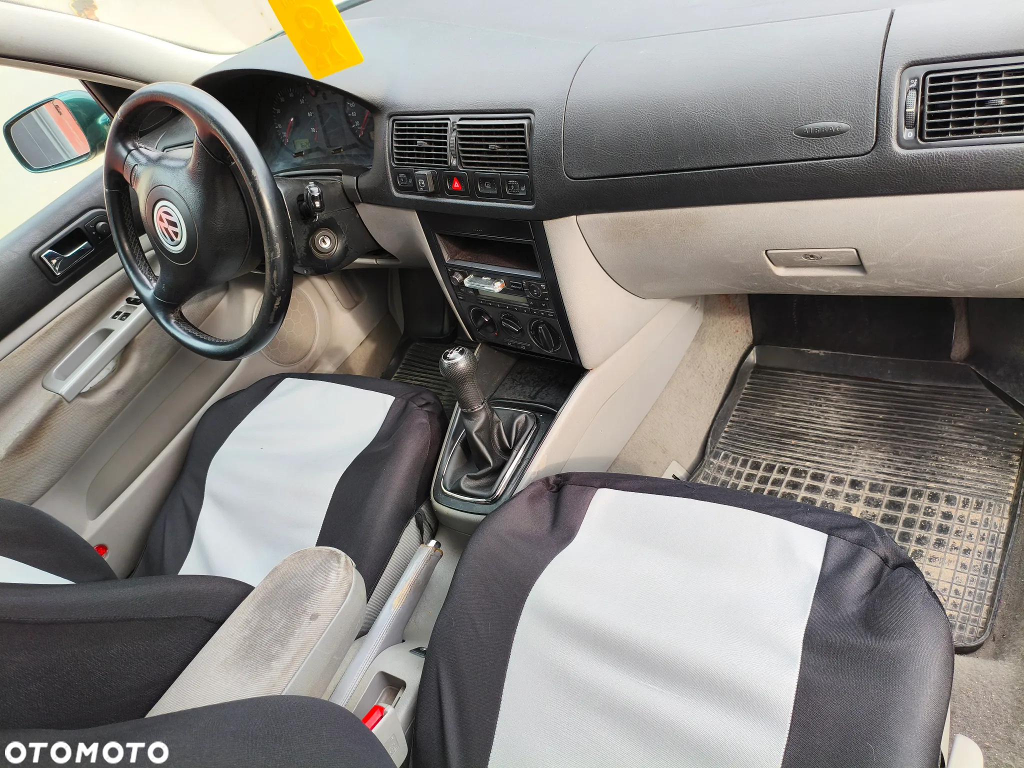Volkswagen Golf IV 1.8 Comfortline - 16
