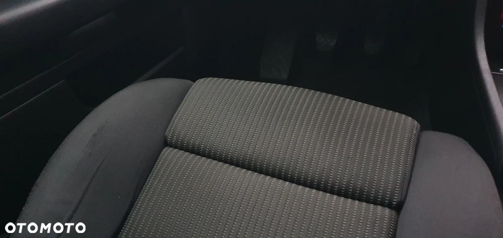 Audi A4 Avant 2.0 TDI DPF - 29