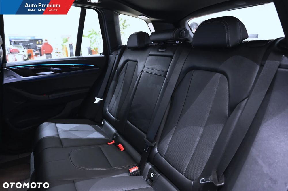 BMW iX3 80kWh Inspiring - 17