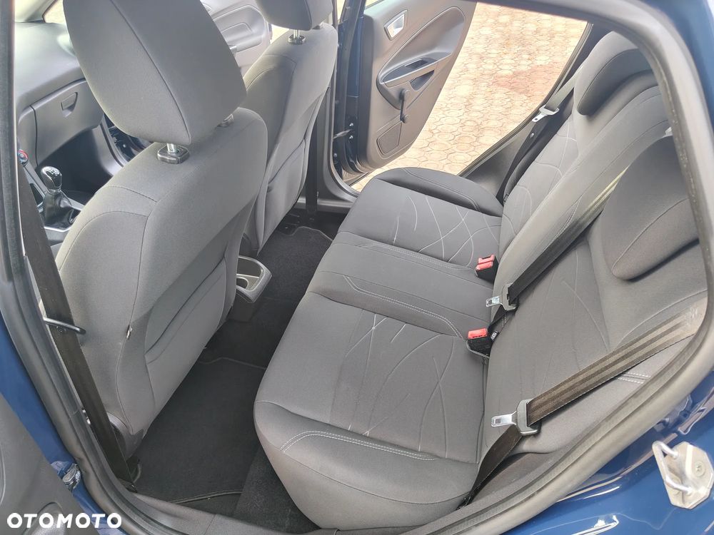 Ford Fiesta - 16