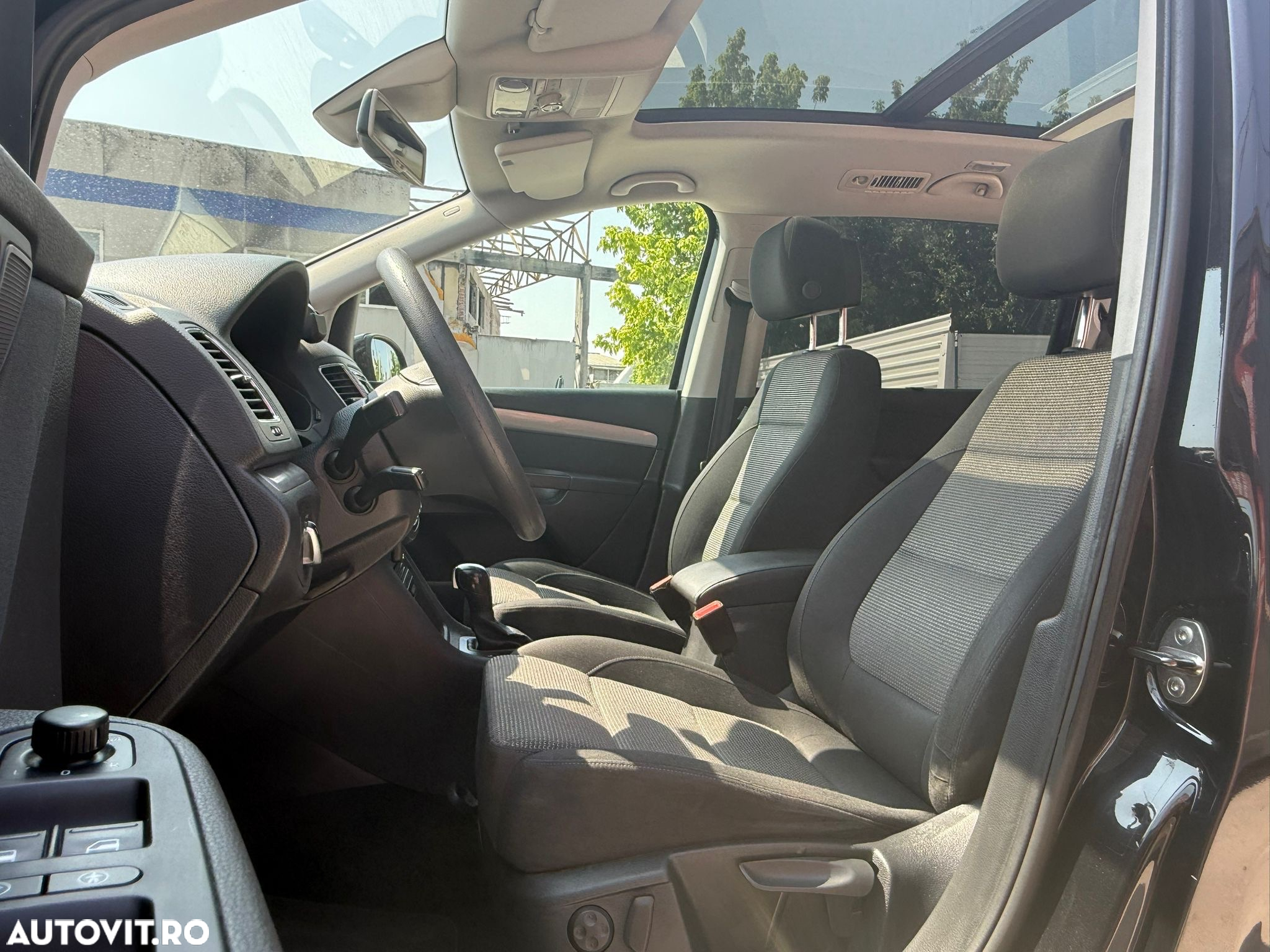 Volkswagen Sharan 2.0 TDI DSG Comfortline - 5