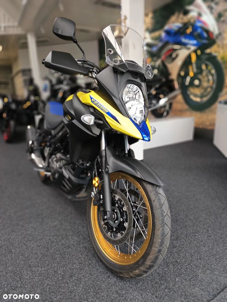 Suzuki V-STROM - 2