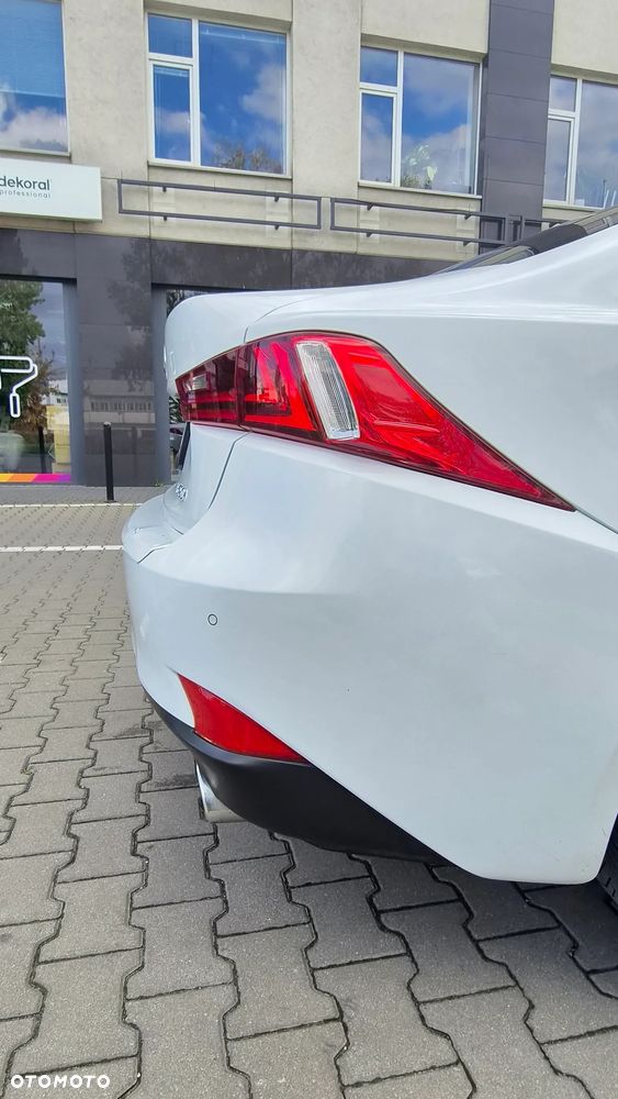 Lexus IS - 20