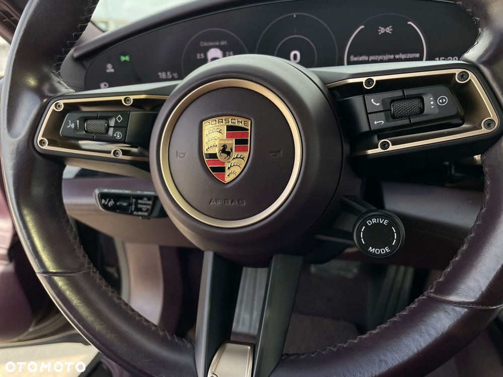 Porsche Taycan 4S Performance Plus - 18
