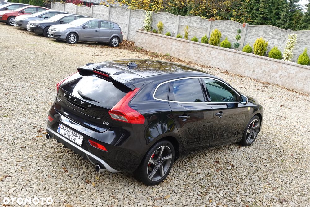 Volvo V40 D2 R Design - 3