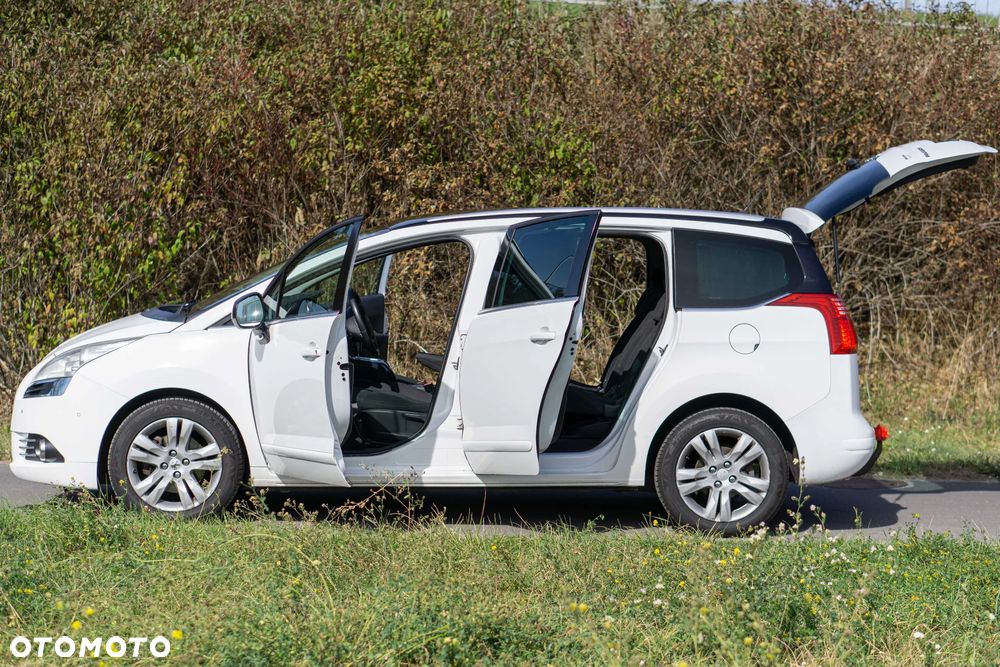 Peugeot 5008 2.0 HDi Allure 7os - 5
