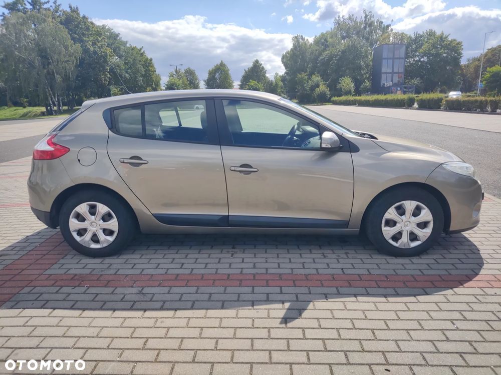 Renault Megane 1.6 16V Authentique - 3