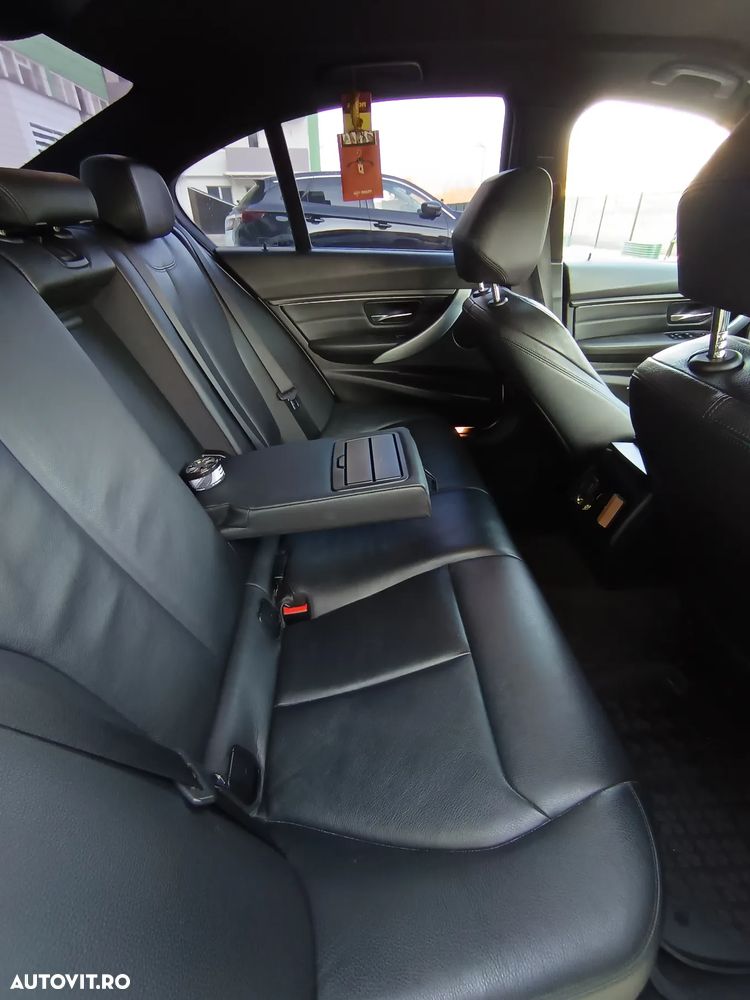 BMW Seria 3 320d Efficient Dynamic Edition Aut. - 7