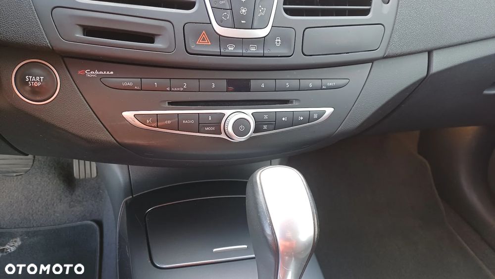 Renault Laguna 2.0 DCi FAP Initiale - 16