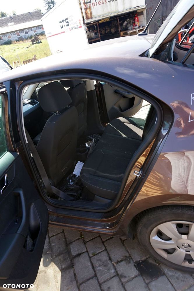 SKODA RAPID NH3 LB LIFTBACK 2015 LF8Z 1.2 TSI CJZD 110KM PRQ BRĄZOWY TOPAZ na części - 15