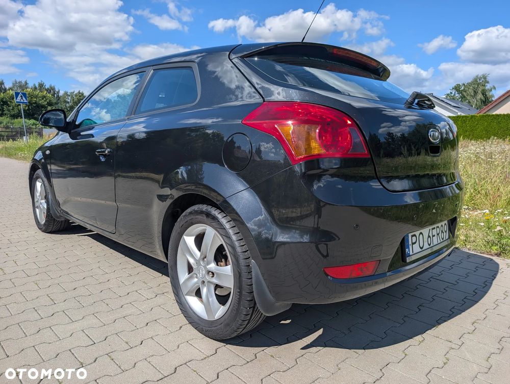 Kia Ceed 2.0 Optimum - 12