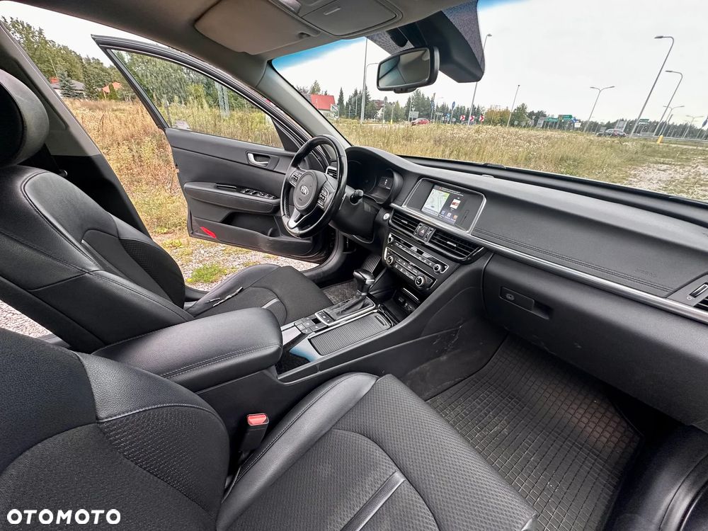 Kia Optima 1.7 CRDI L DCT - 11