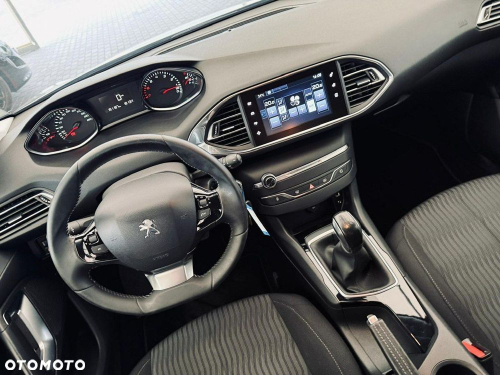 Peugeot 308 - 26
