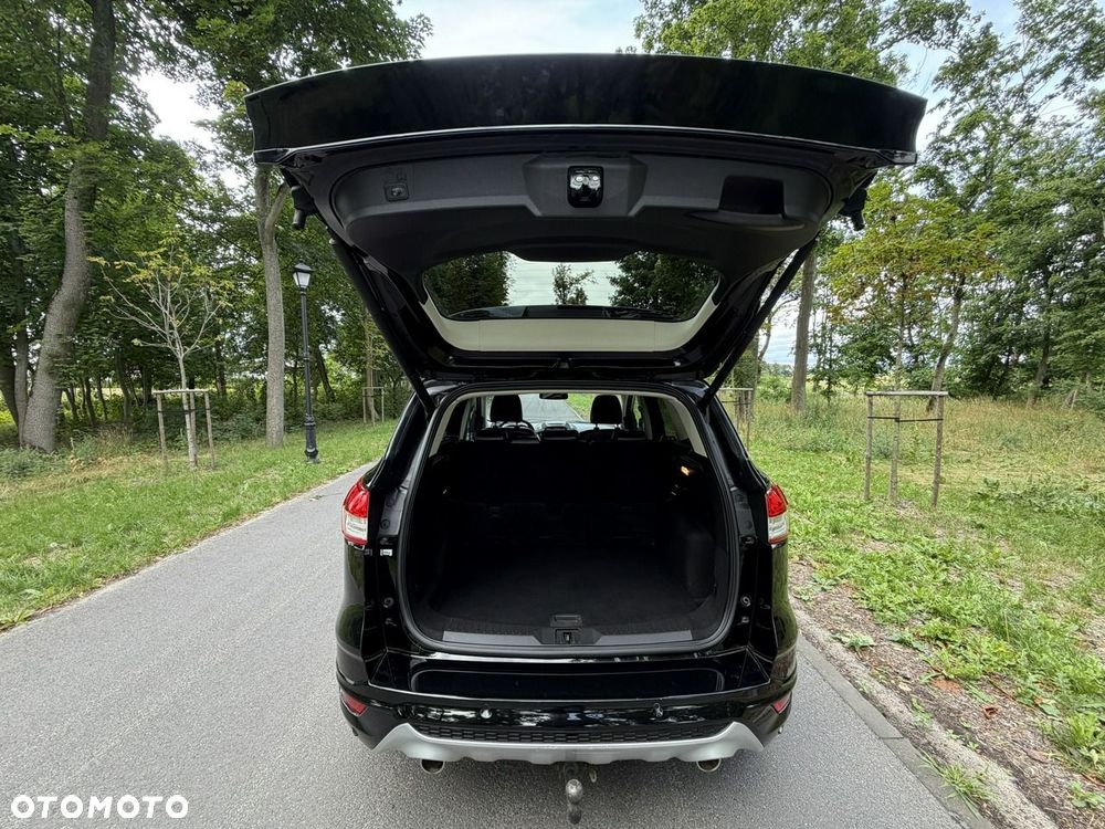 Ford Kuga - 24