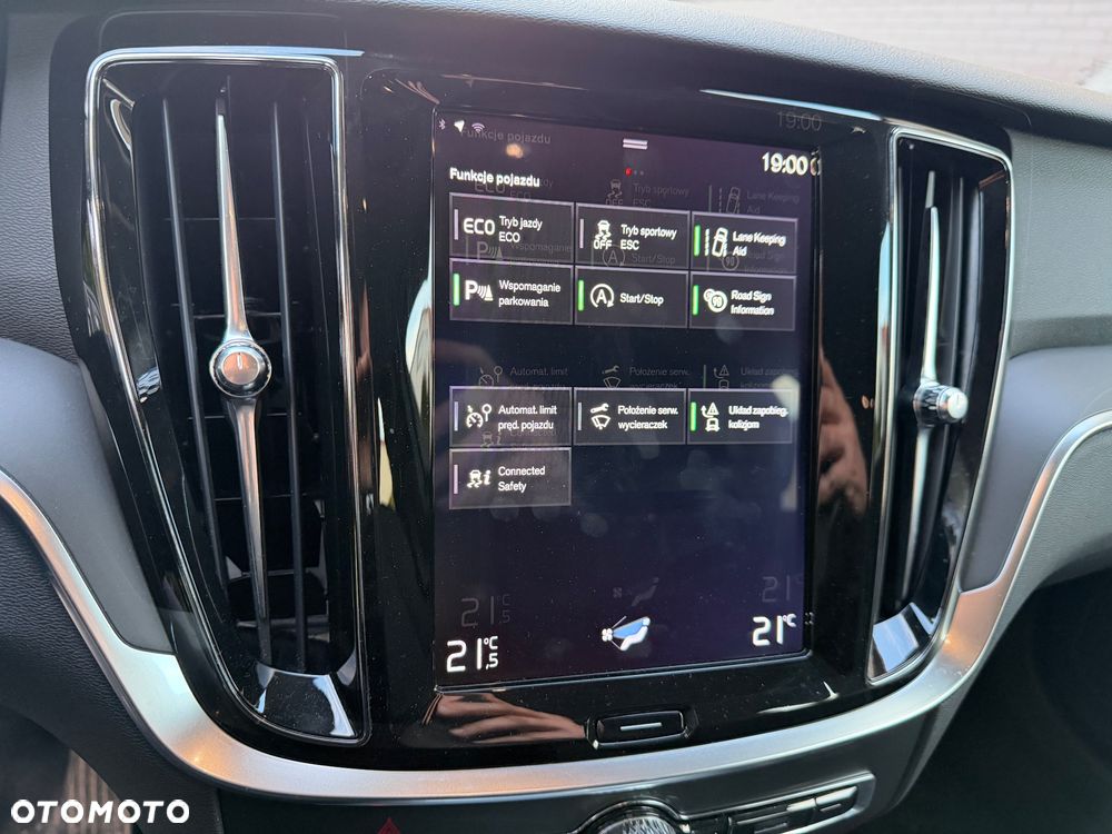 Volvo V60 D3 Summum - 24