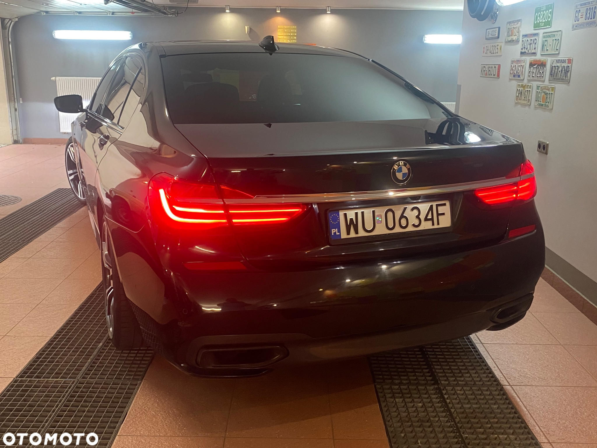 BMW Seria 7 750Li xDrive - 22