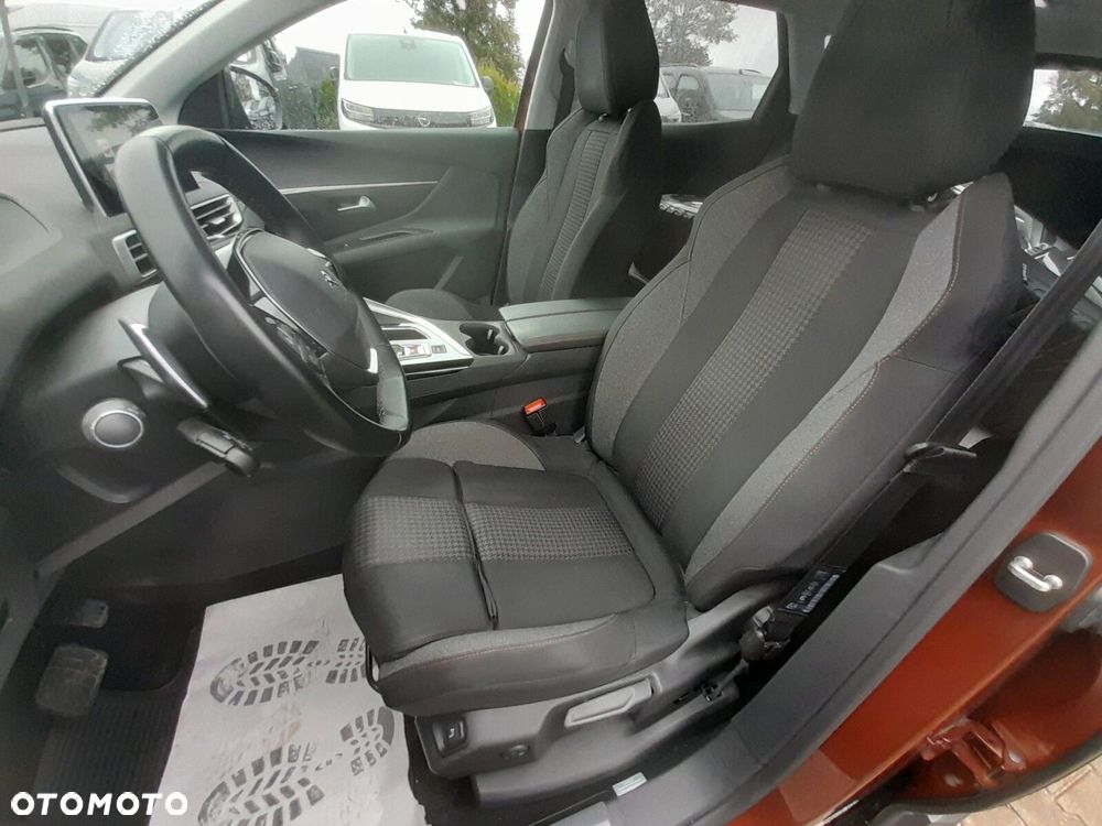 Peugeot 3008 - 17