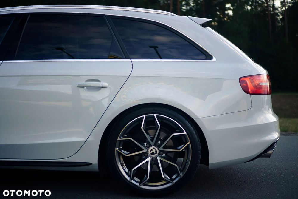 Audi A4 Avant 2.0 TDI Quattro Sport S tronic - 11