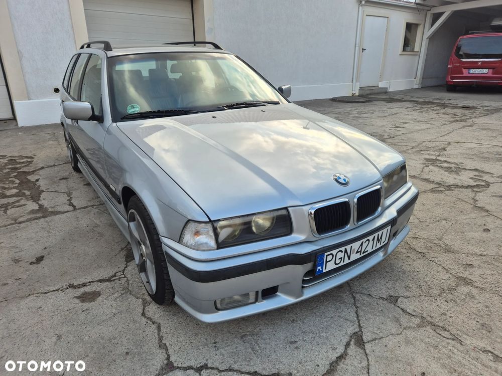 BMW Seria 3 - 34
