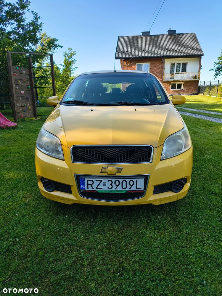 Chevrolet Aveo - 11