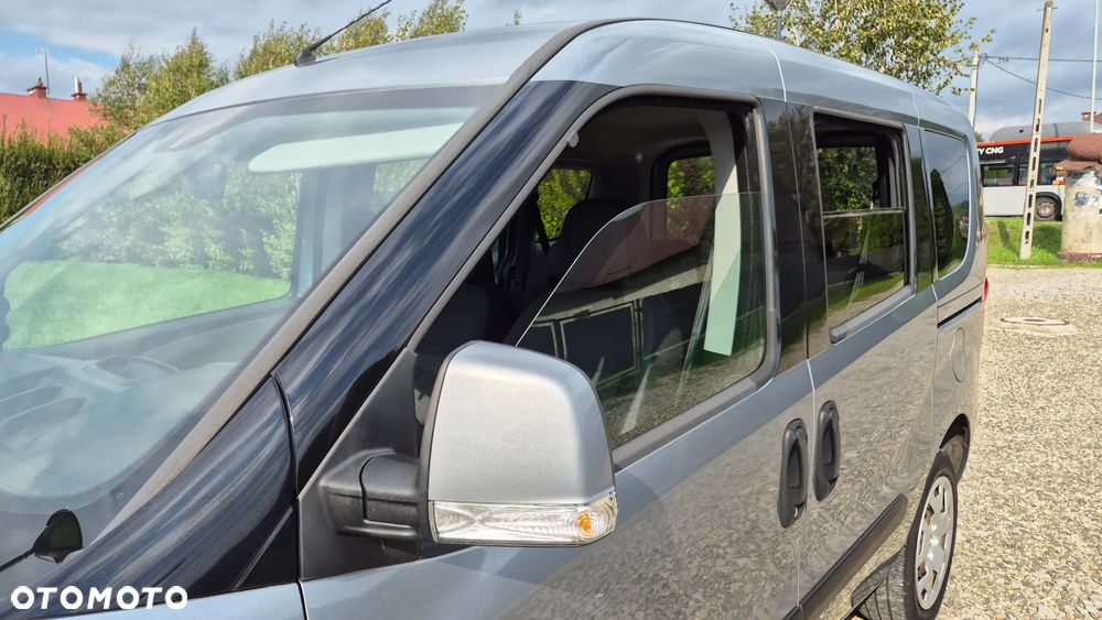 Fiat Doblo 1.4 16V Dynamic - 27