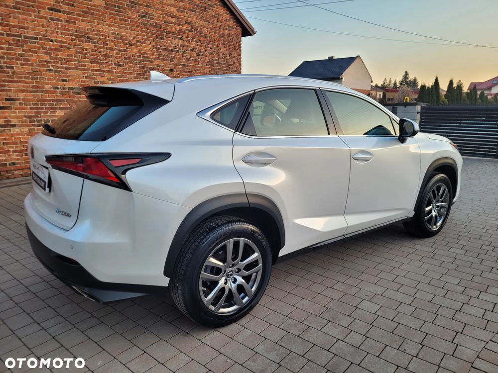 Lexus NX 300 Business Edition AWD - 9