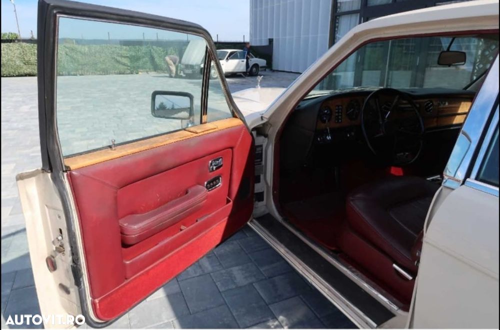 Rolls-Royce Silver Spirit - 6