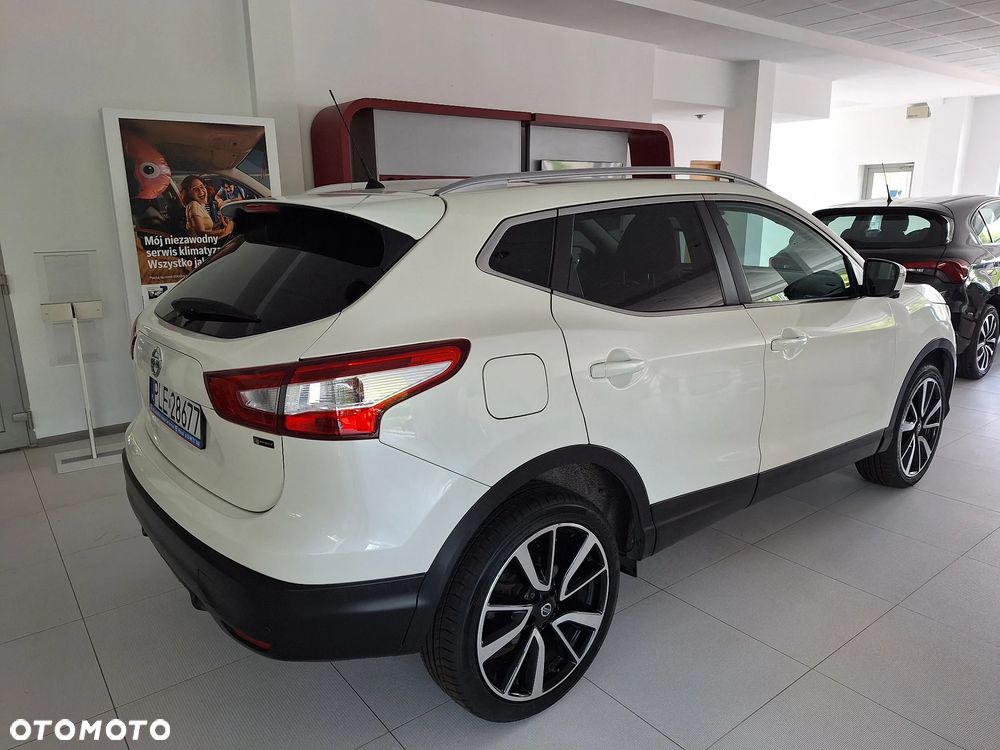 Nissan Qashqai 1.6 DIG-T Tekna - 4