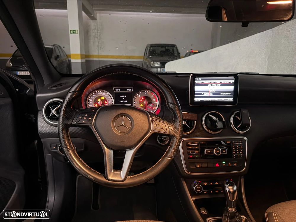 Mercedes-Benz A 200 CDI AMG Line - 17