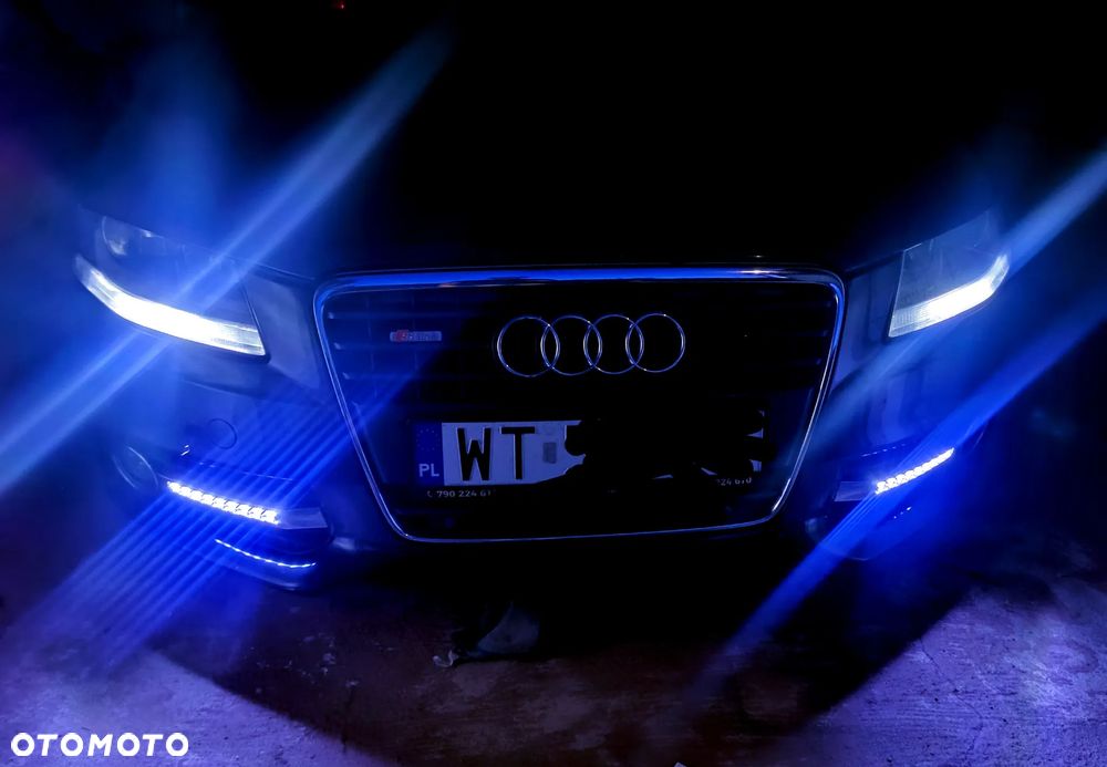 Audi A4 Avant 2.0 TDI - 22