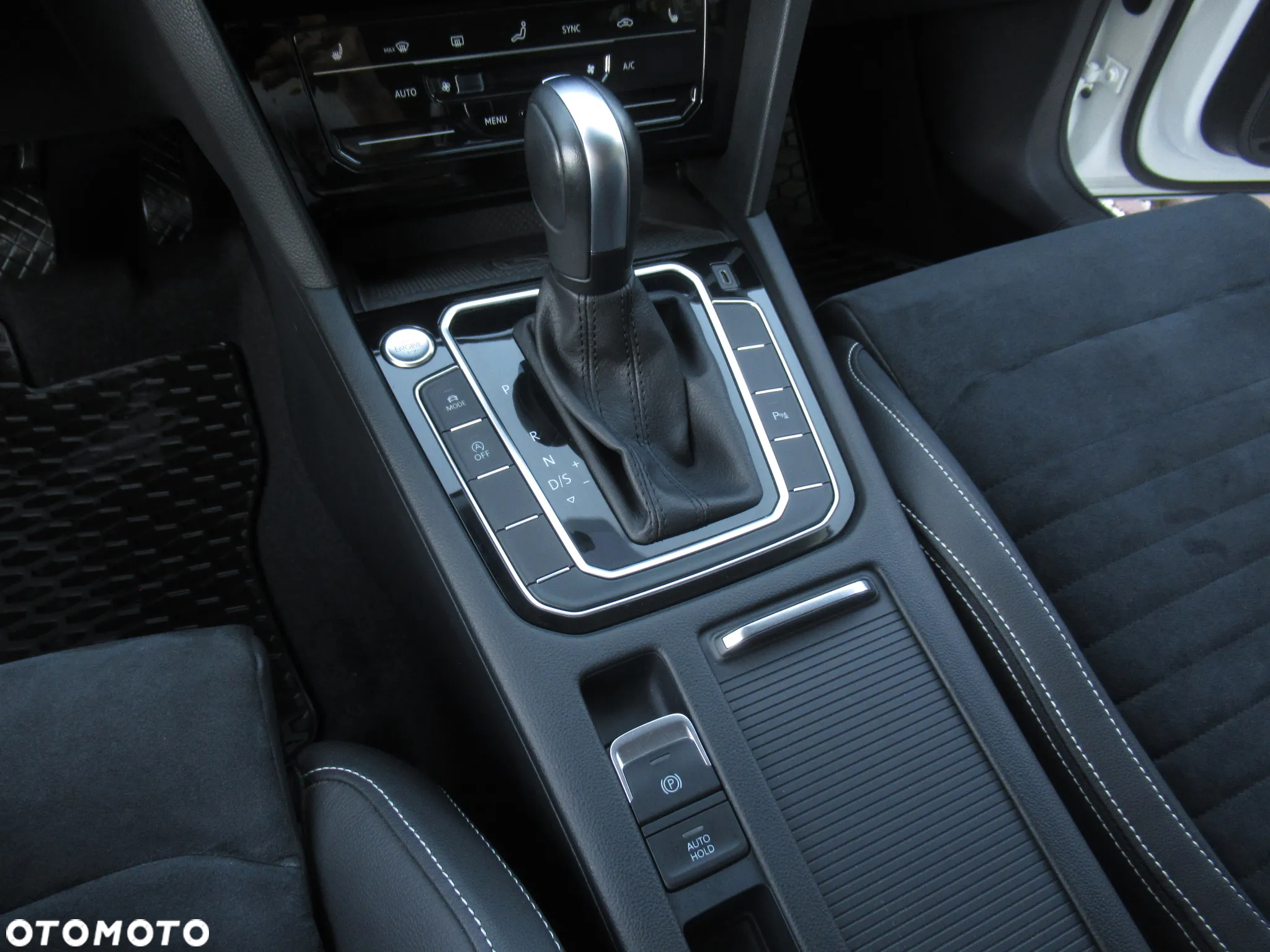 Volkswagen Passat 2.0 TDI EVO Elegance DSG - 16