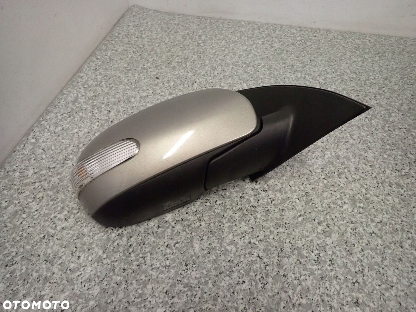 KIA CEED 09-11 LUSTERKO PRAWE ELEKTRYCZNE 8 PIN A3 - 6