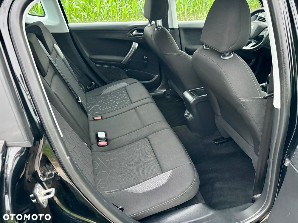 Peugeot 2008 - 5