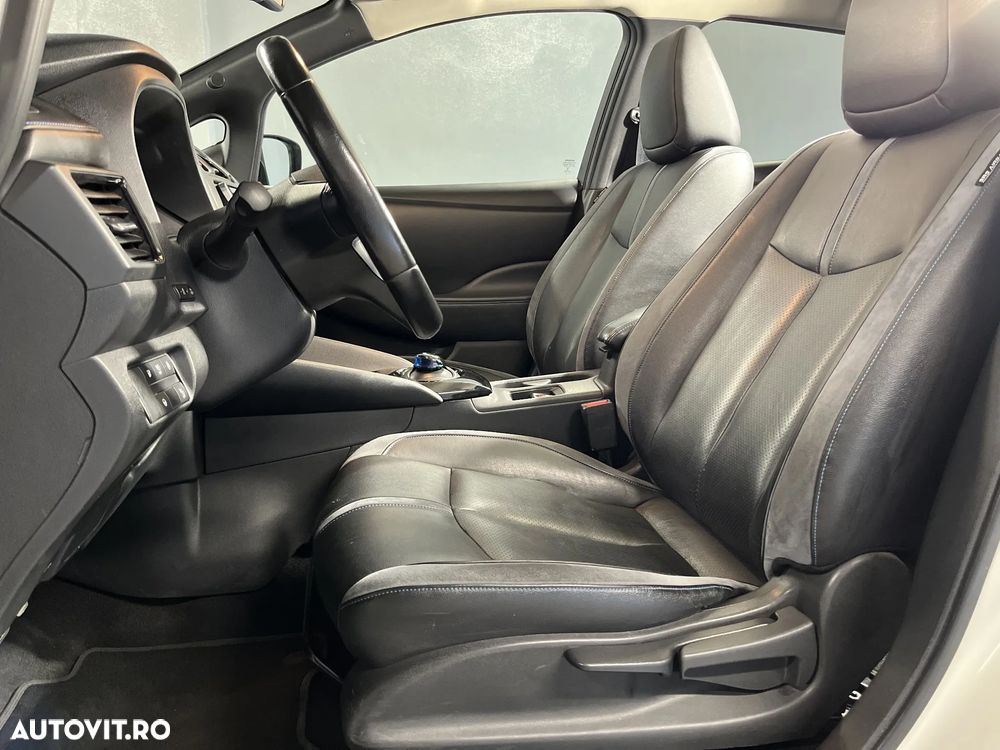 Nissan LEAF Standard - 11