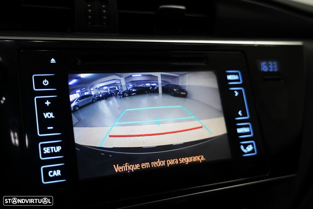 Toyota Auris 1.8 HSD Comfort+J17 - 11