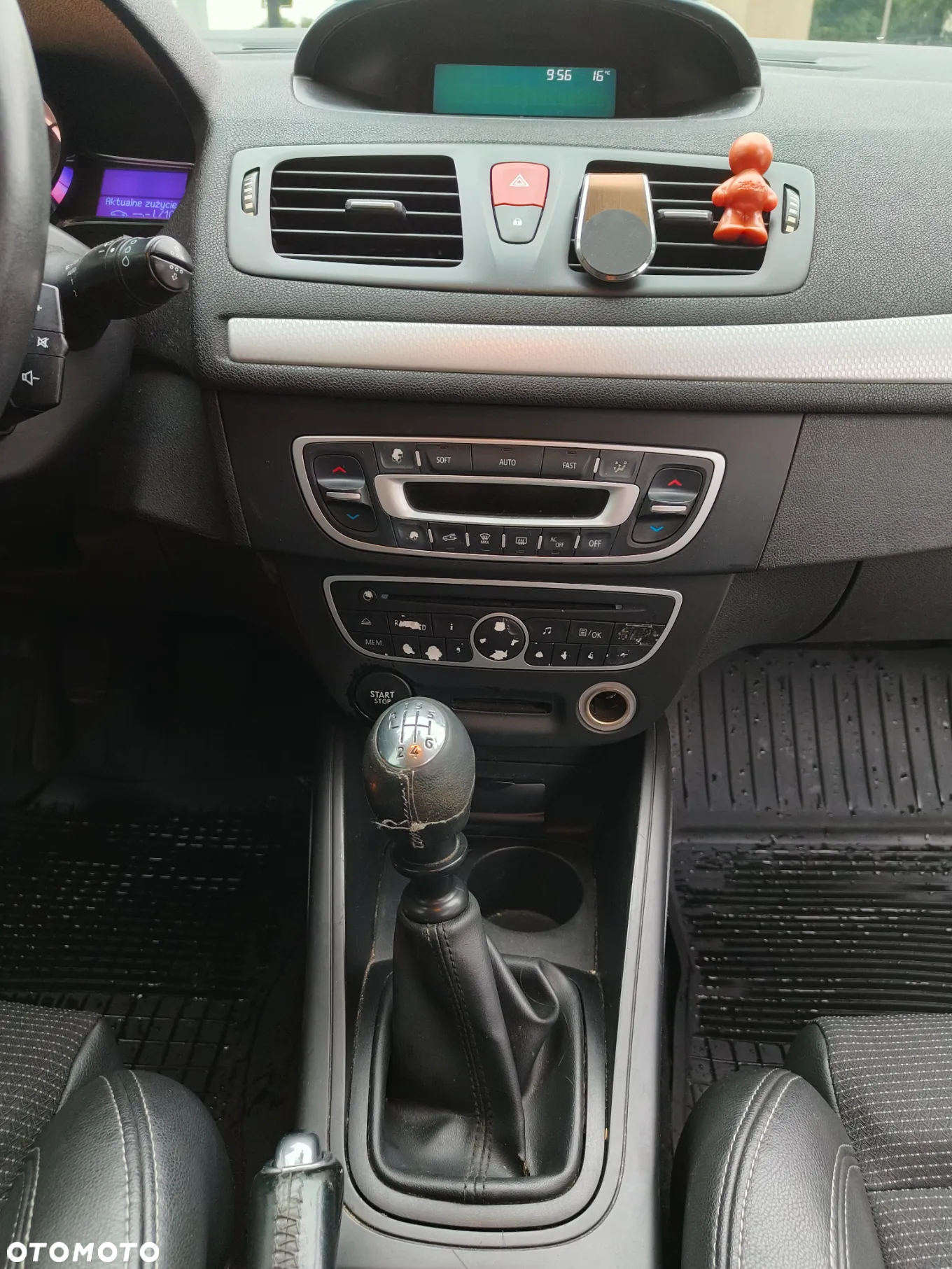 Renault Megane - 11