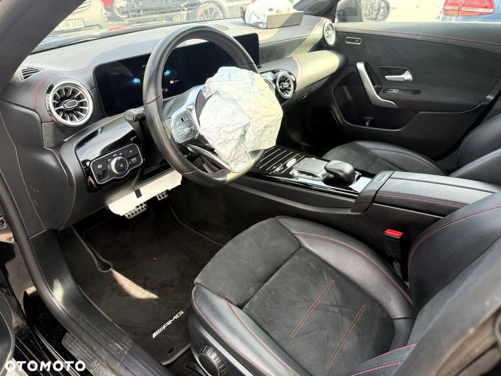 Mercedes-Benz CLA 250 e 8G-DCT Edition AMG Line - 13