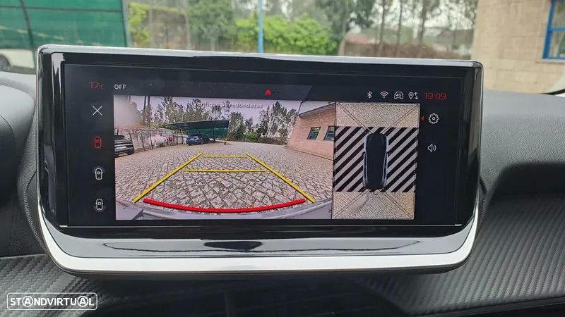 Peugeot 208 1.2 PureTech Allure - 19